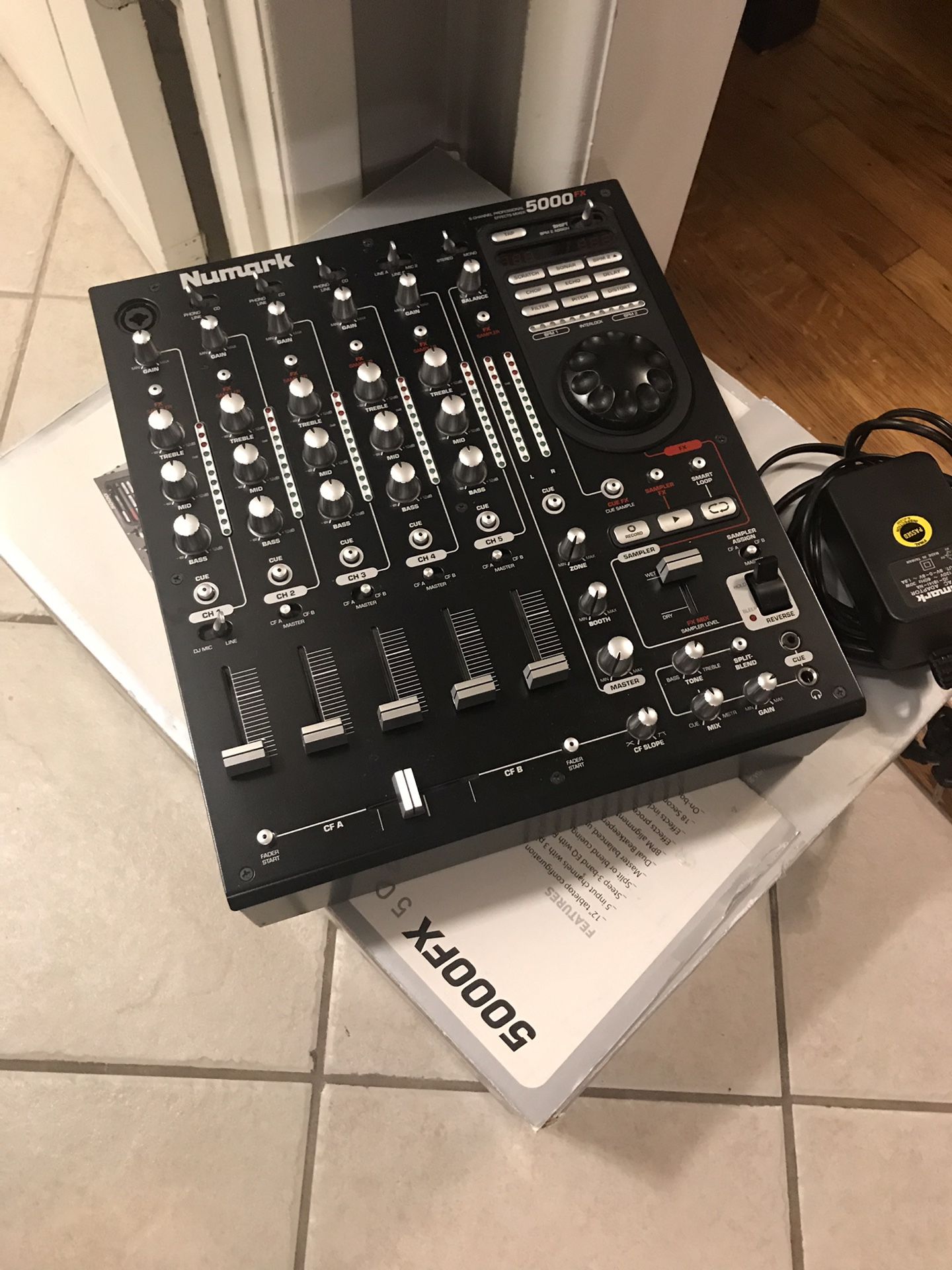 Numark 5-channel scratch mixer