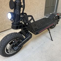 25mph Hiboy Titan Offroad E-Scooter $550 NEW