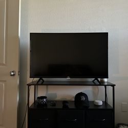 43” TCL Smart TV