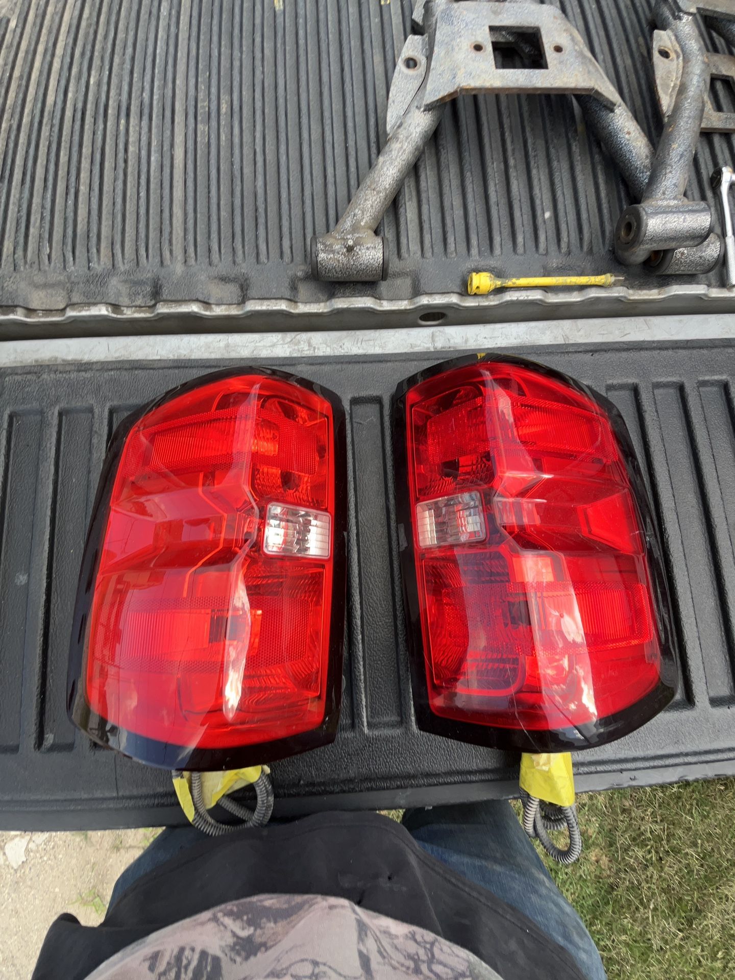 14-18 chevrolet oem tailights