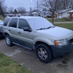 2004 Ford Escape