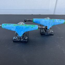 Skateboarding Trucks