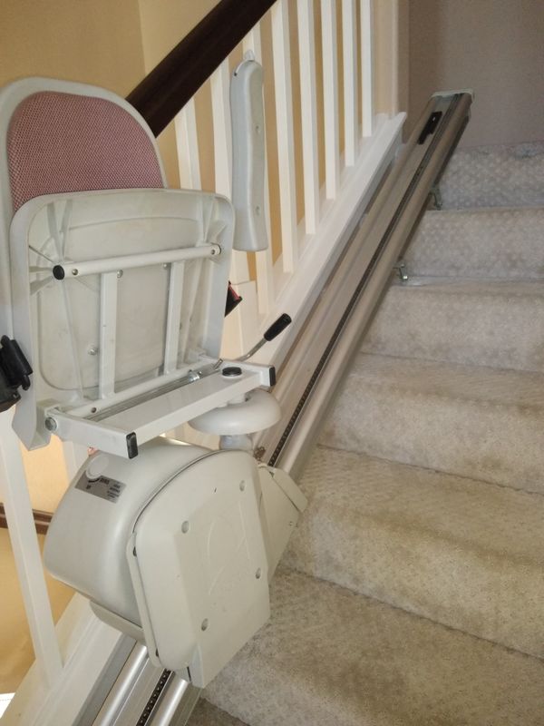 Acorn Stair Lift for Sale in Wildomar, CA OfferUp