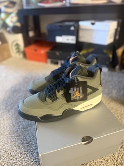 Air Jordan 4 Retro Undefeated