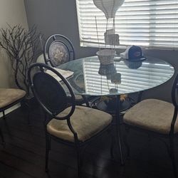 Round Glass Table With Chairs