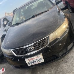 Parting Out 2012 Kia Forte Part