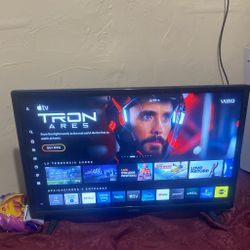 VIZIO Smart TV 