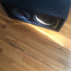 Dual Subwoofer Dual Vented 
