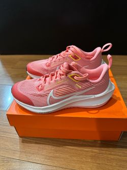 Nike Air Zoom Pegasus 40 Running Shoes 2.5 Youth NEW!
