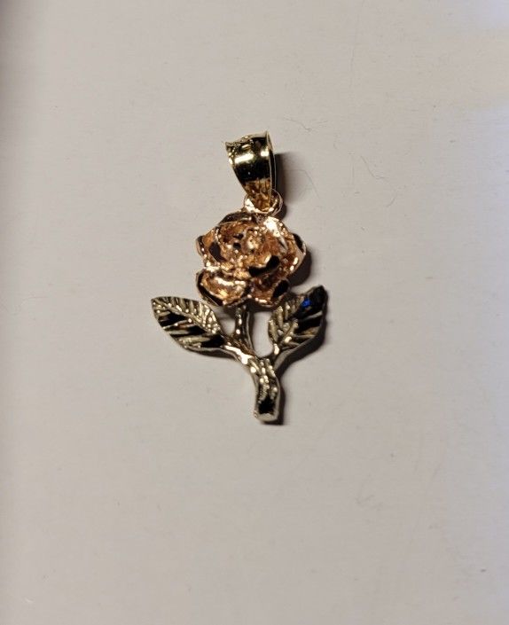 14 K GOLD PENDANT