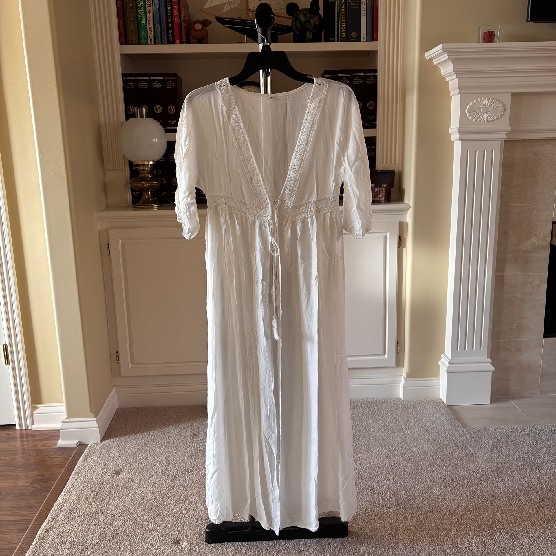 Women’s white lace-trim maxi cover-up dress