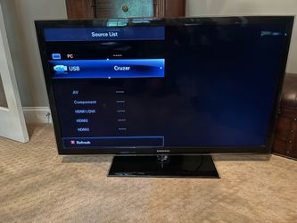 Samsung 46 inch non-Smart TV great shape