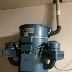 Old School Im Wall Vacuum 