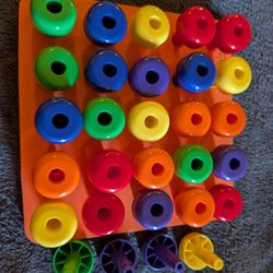 Peg Toy
