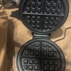 Waffle maker