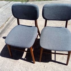 Lot Of 2 Modern Danish Style Chairs 40.00