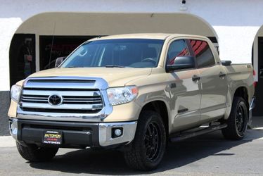 2017 Toyota Tundra CrewMax