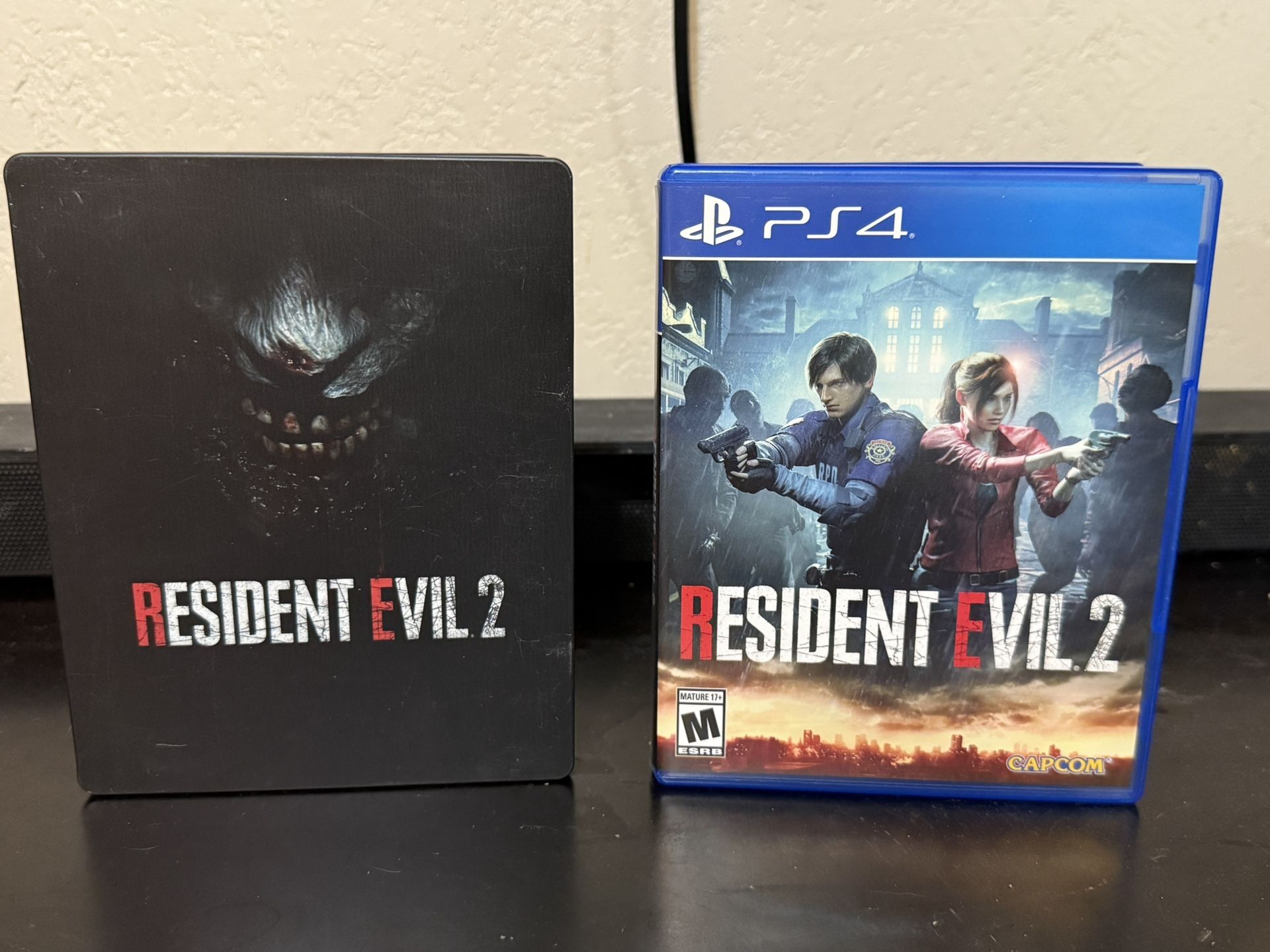 Resident Evil 2 Remake (PS4) With Steelbook