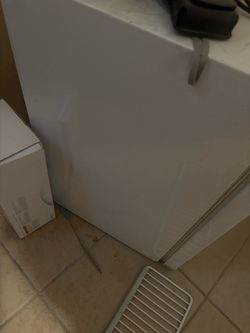 White Chest Freezer