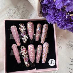 Press On Nails