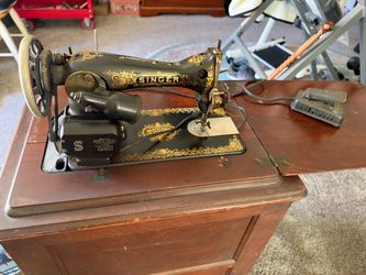 Antique Singer Sewing Machine with Cabinet