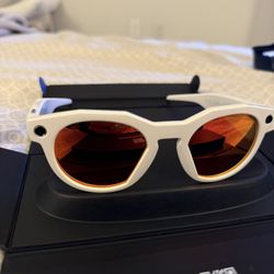 Oakley Meta HSTN