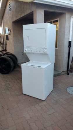 Stackable Washer Gas Dryer 