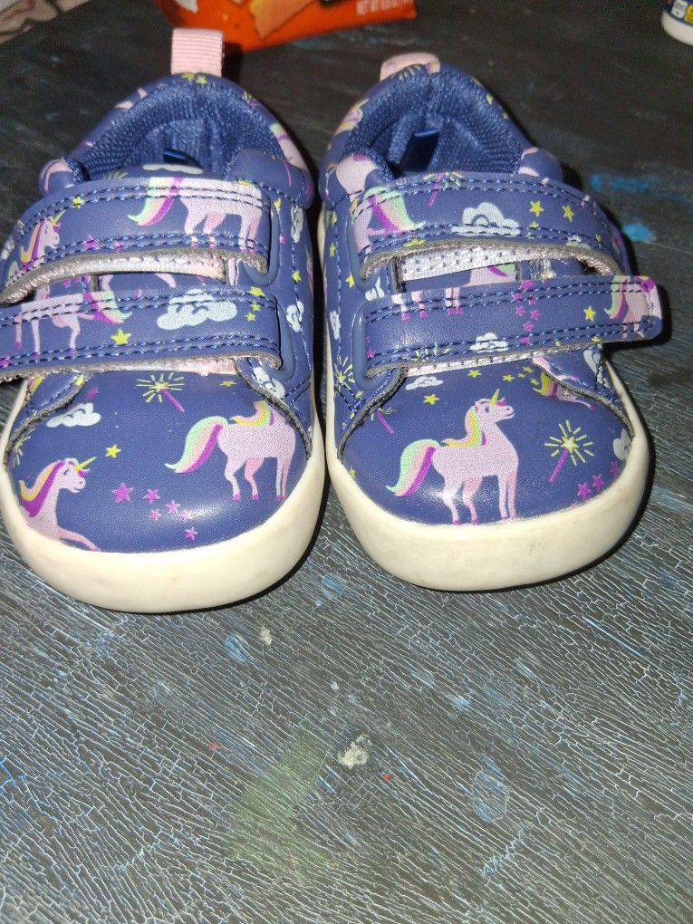 Size 3 Girls Toddler Shoes And Baby Trend Stroller 