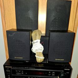 VINTAGE/OLD SCHOOL PIONEER RECEIVER & 5 SPEAKERS SET/SUBWOOFER