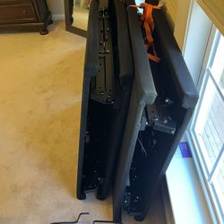 $700 Off New Twin  (2) XL Matress Adjustable Bases (King Set Up)