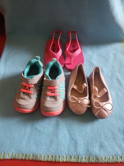 Baby/Toddler Size 4 Shoes