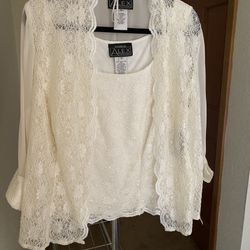 Women’s Clothing Lot - All New!