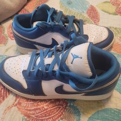 NIKE AIR JORDAN'S 1 LOW SNEAKERS