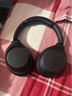 Sony headphones wh-10004 used
