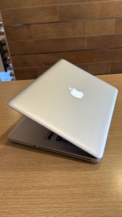 Apple MacBook Pro 13” i5/8GB/256GB SSD $140