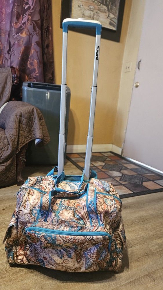 Olympia Fashion Paisley Rolling Overnighter Laptop/Travel Tote Bag 17''x15''x8”