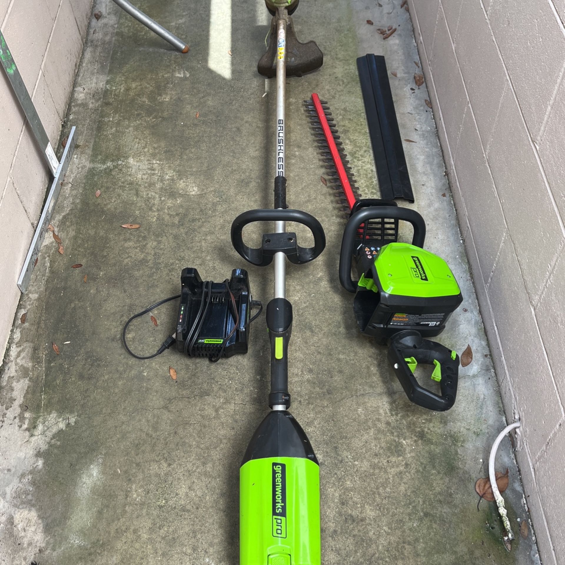 Greenworks Brushless Pro 60 Volt Power