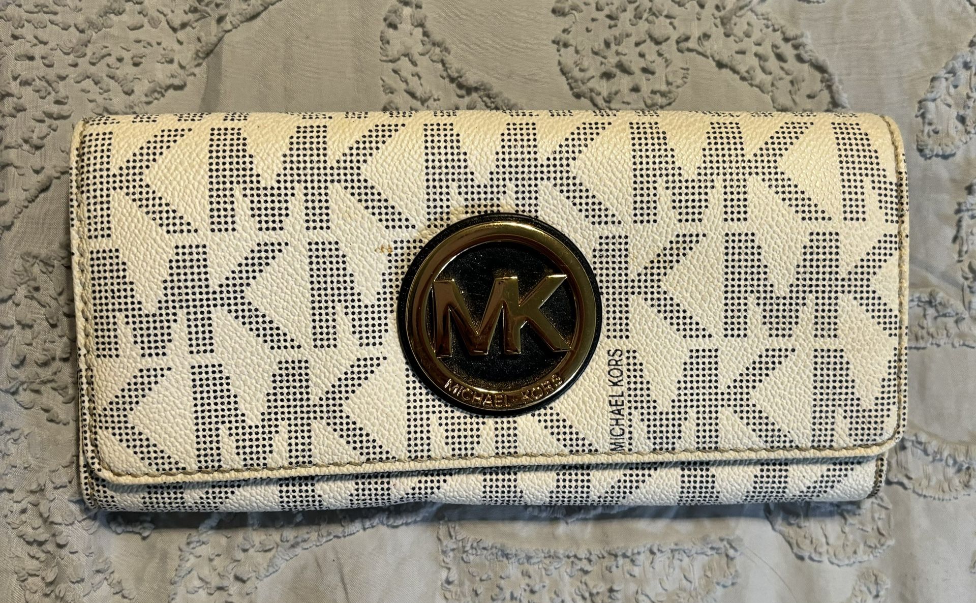 MK PURSE