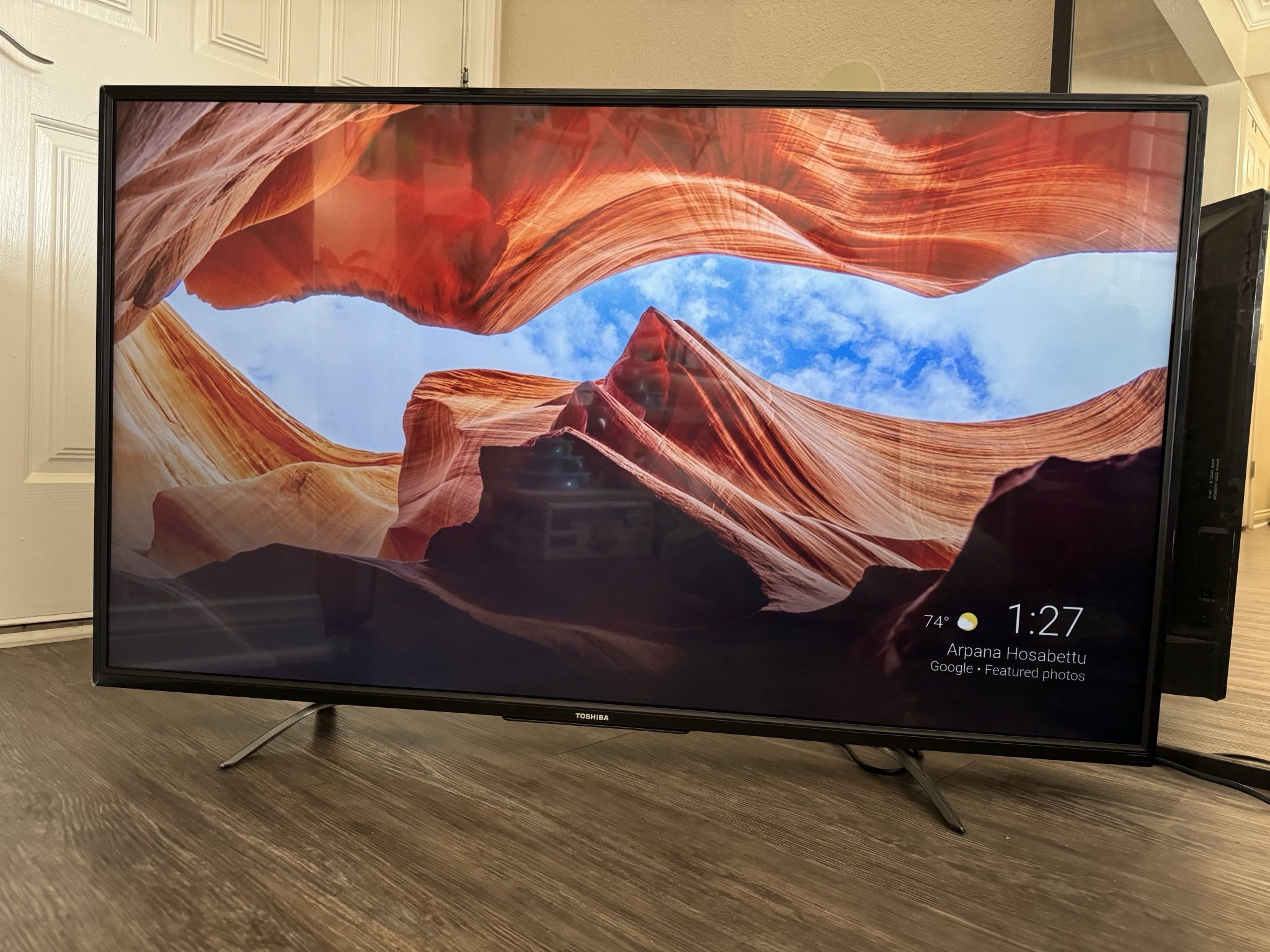 Toshiba 49" Chromecast TV