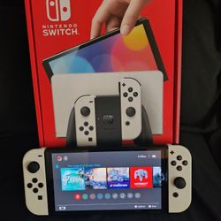 Nintendo Switch OLED + Zelda Tears Of The Kingdom 
