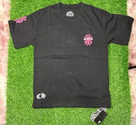 black and pink Crome hearts t shirt