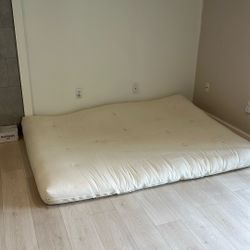 Full Size Futon Cotton Mattress ( Pet Free ) 