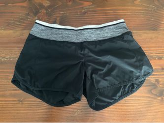 Lululemon Shorts Size 6