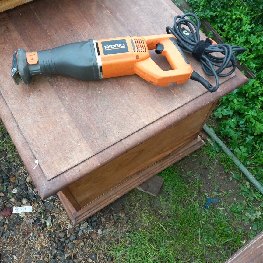 Ridgid R3000 Reciprocating Orbital Saw