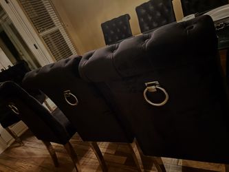 BLACK VELVET DINNING TABLE SET BEAUTIFUL