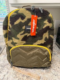 Wrangler Camo Sherpa Backpack