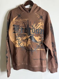 Gunzinii hoodie size medium