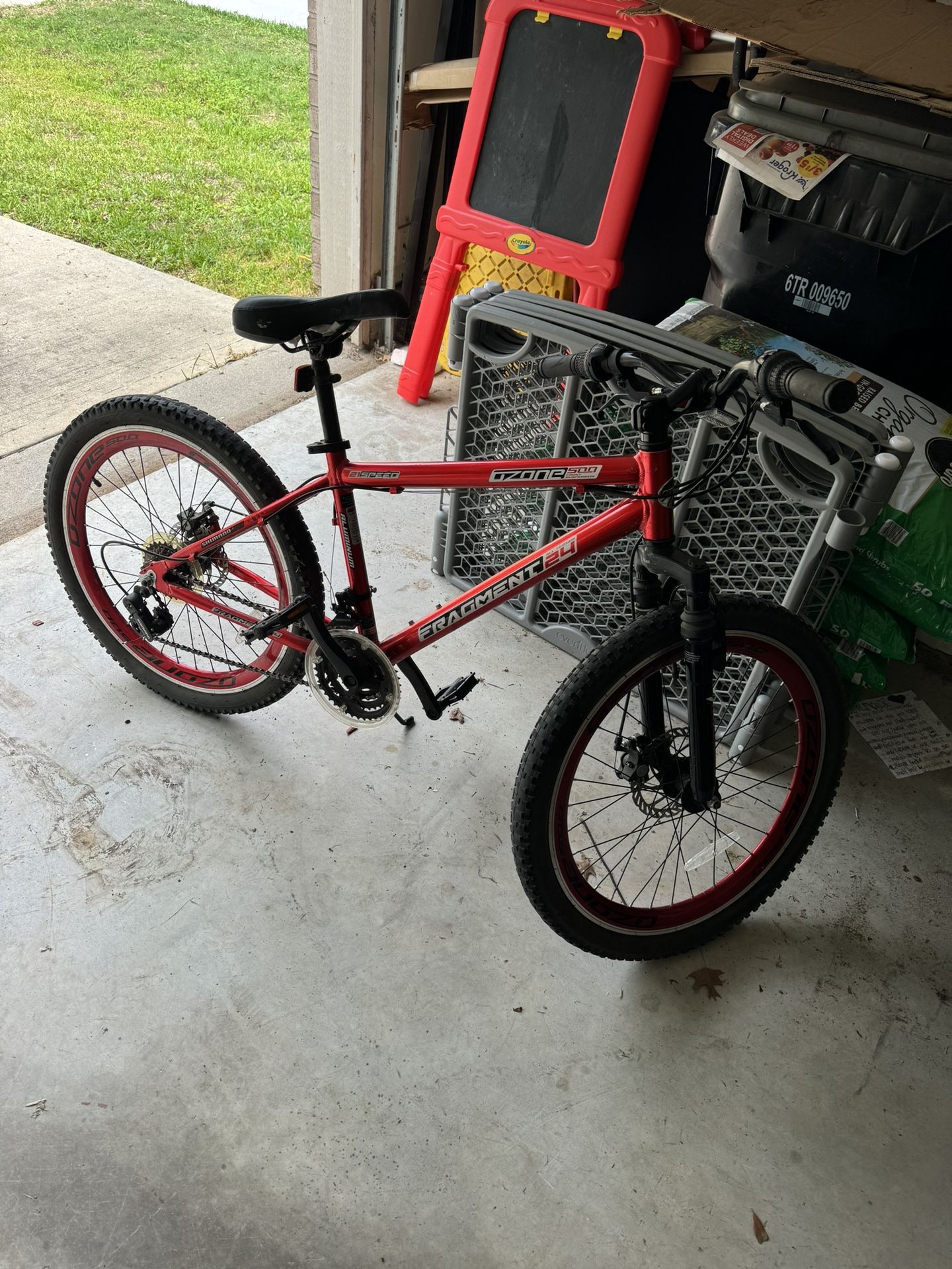 24 Inch Aluminum 21 Speed Mountain Bike Richmond, Tx 77407