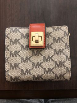 Michael Kors Wallet BRAND NEW