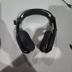 Astro A50 Wireless Gen 2 Gaming Headset w/ PS5 Adapter, MixAmp TX & Cables